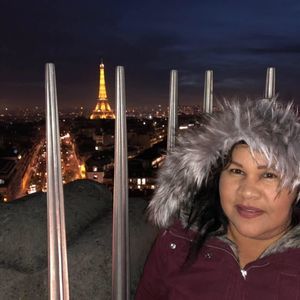 Meet your Posher, Luz